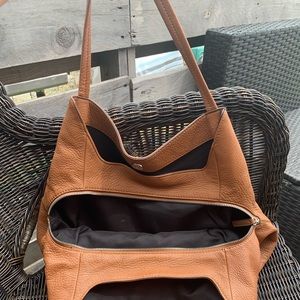 Tan tote bag